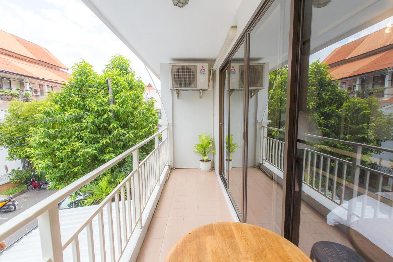 Hotel The Little Siri Chiang Mai Exterior foto